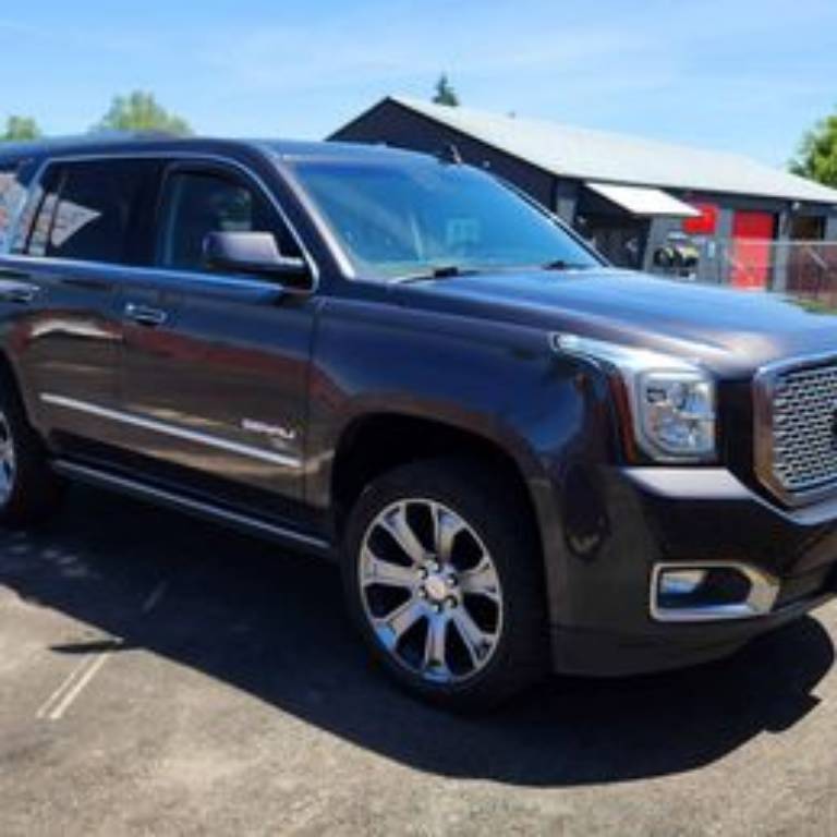 Picture of 2017 GMC Yukon Denali