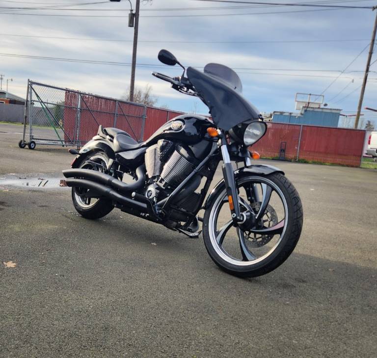 Picture of ---SOLD---2012 Victory Vegas 8-Ball